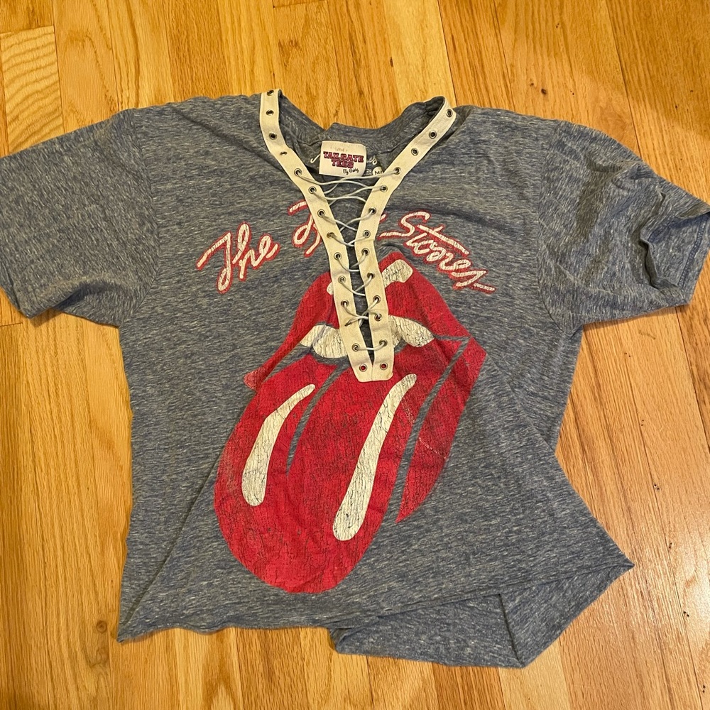 By Gabby Shirt size medium
